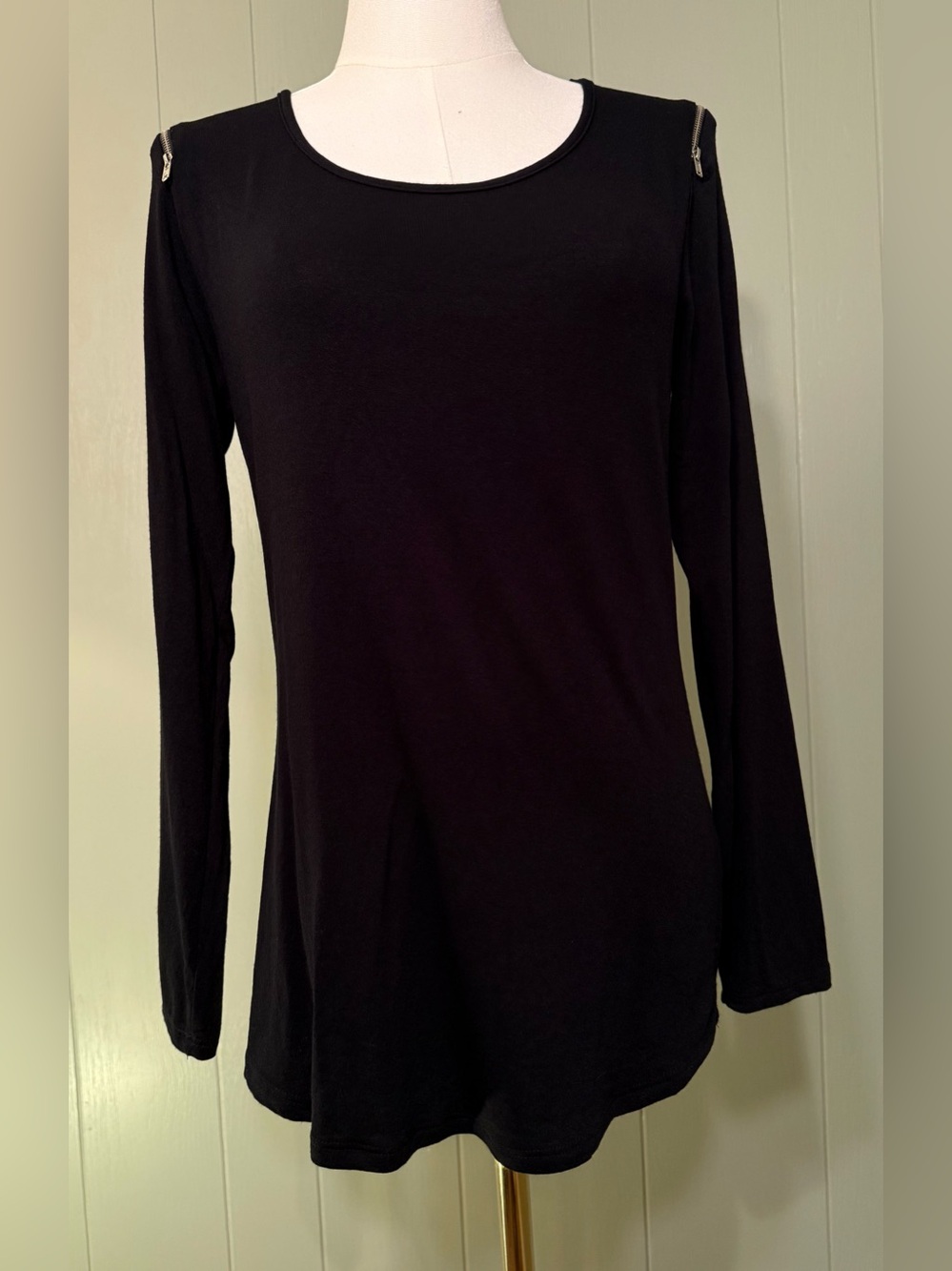 Papermoon Black Long-Sleeve Top with Shoulder Zippers
